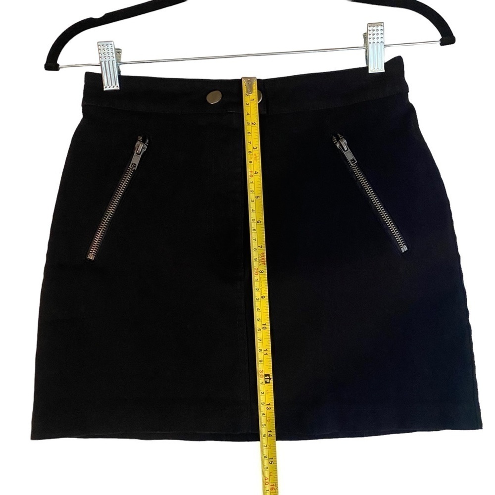 Forever 21 Mini Skirt - Picture 3 of 4